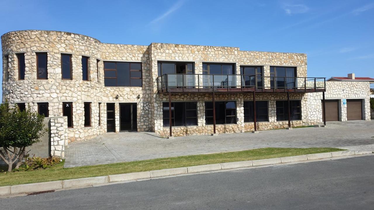 Stonehouse On Main Hotel Struisbaai Bagian luar foto