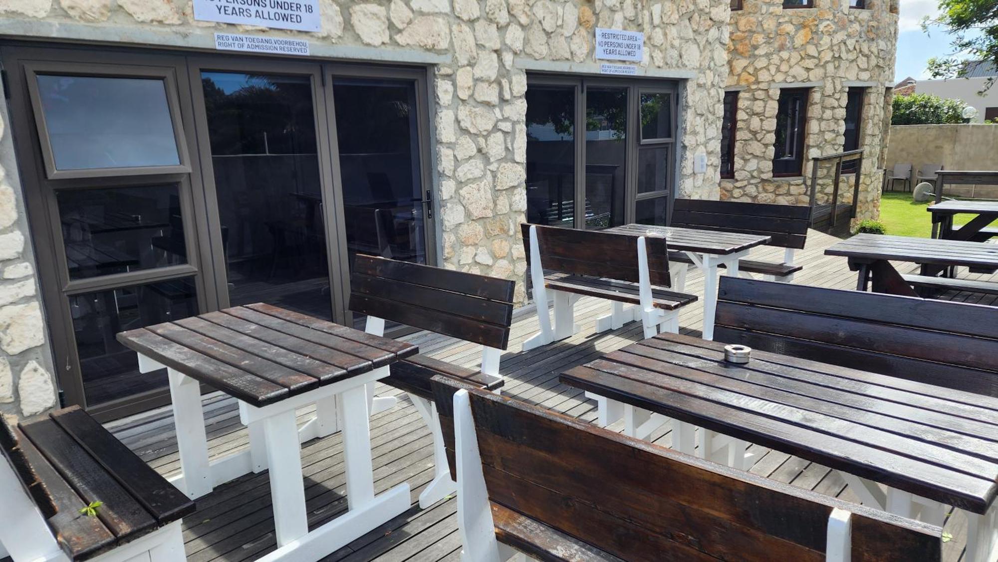 Stonehouse On Main Hotel Struisbaai Bagian luar foto
